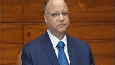 محافظ القاهرة يوجه بالسحب الفوري لرخصة أي سائق لا يلتزم بالتعريفة الجديدة