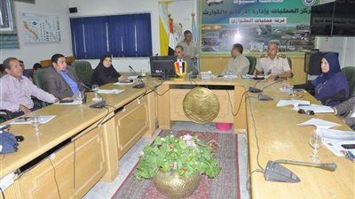 محافظ أسيوط يؤكد لـ مدبولي تطبيق التعريفة الجديدة للمواصلات بدون عقبات