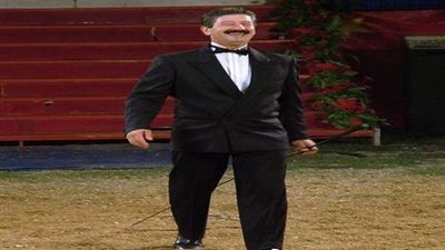 بالصور.. 4 نمور تفترس عارض سيرك شهير لمدة نصف ساعة