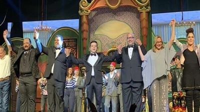 بعد وفاة شقيقها.. مها أبو عوف تشارك في عرض مسرحية 3 أيام في الساحل