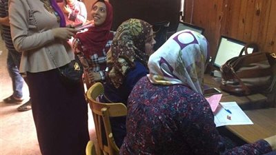 إقبال الطلاب لتسجيل رغباتهم لاختبارات القدرات بجامعة المنصورة