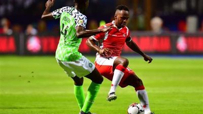 نيجيريا تخطف الكاميرون بهدفين في أقل من 5 دقائق