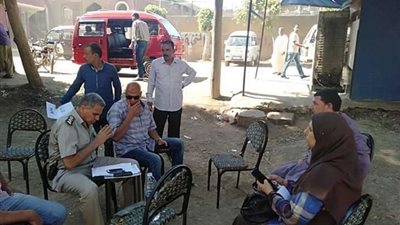 رئيس مدينة طوخ يضبط سائق يحرض على زيادة تعريفة الركوب