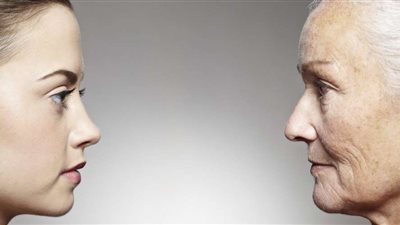 خبيرة تجميل تكشف علاقة اللحوم المصنعة بالشيخوخة