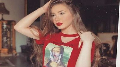 بالصور.. ياسمين البشبيشي تخطف الأنظار بـ