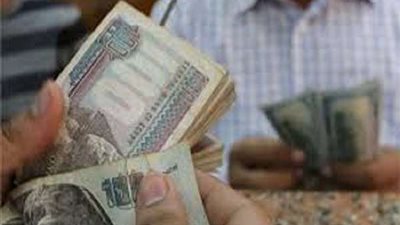 بعد زيادة الحد الأدني للأجور.. الحكومة تحدد مصير الفئات الممنوعة من قرارها