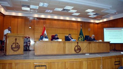 محافظ القليوبية يشهد اجتماع اللجنة الدائمة للتعبئة والإحصاء