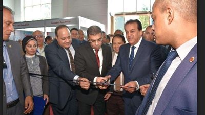 خالد عبد الغفار يفتتح معرض التعليم العالي بمؤسسة أخبار اليوم