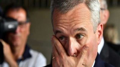 دعوات تطالب وزيرا فرنسيا بالاستقالة بسبب البذخ