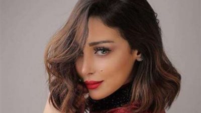 بالصورة.. زوجة تامر حسني تفاجئ جمهورها بـ