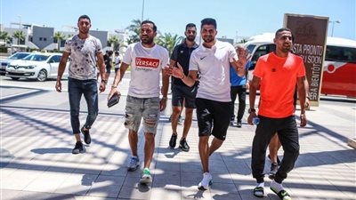 جولة حرة للاعبي الأهلي بمدينة فالنسيا.. اليوم