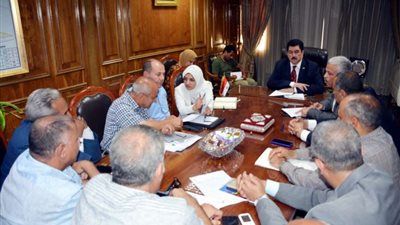 محافظ القليوبية: تشغيل محطة معالجة صرف صحي بـ3 قرى خلال شهرين