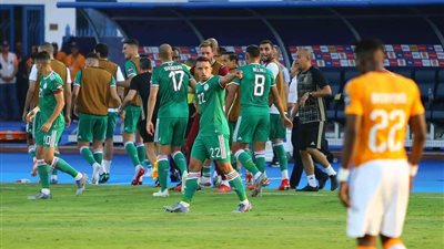 مصرع سيدة واعتقال 74 مواطن في احتفالات الجزائريين بفرنسا