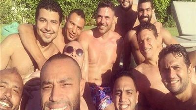 نجوم الفن يقضون إجازة الصيف بالساحل الشمالي