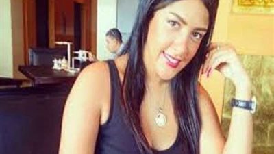 نرمين ماهر تثير الجدل بفستان قصير في إيطاليا