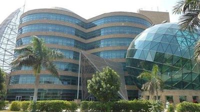 مجلس أمناء مستشفى ”57357” يرد على المشككين في بيان رسمي