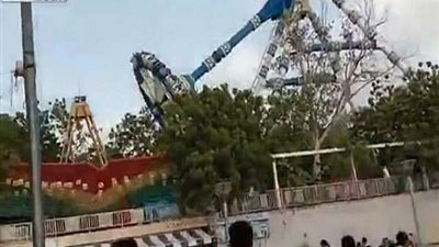 بالتفاصيل.. انهيار ملاهي بالافاتيكا وسقوط ضحايا وإصابات