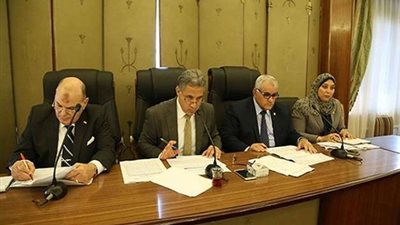 محلية البرلمان تناقش مصير 5 آلاف وحدة سكنية بصقر قريش