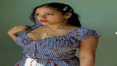 شاهد.. كنزي تظهر بصورة مثيرة مع عمرو دياب