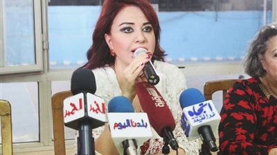 تكريم مادلين طبر بجمعية الشبان المسيحية (صور)