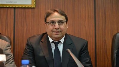 وزير الصناعة الجزائري الأسبق يمثل أمام القضاء بتهمة الفساد