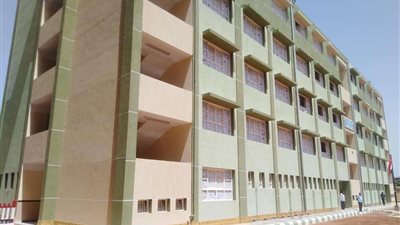 محافظ أسيوط يعلن انتهاء الأعمال الإنشائية لمدرسة بحي غرب