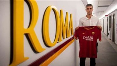 روما يعلن ضم مدافع أتلانتا