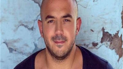 قلة ذوق وغرور.. هجوم شرس على محمود العسيلي بسبب معاك واسطة: اعتذارك غير كاف