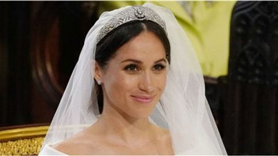 لتجنب التكاليف.. كيف يمكن للعروسة أن تتزين يوم زفافها