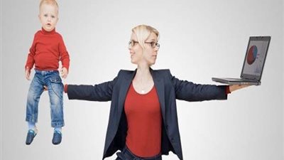 دراسة: المرأة بعد الإنجاب أكثر عطاءً في العمل