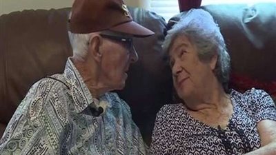 بعد حب دام 71 عامًا.. قصة زوجين ماتا في يوم واحد