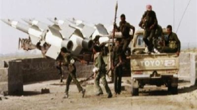 بالفيديو.. قطر تمول تدريب 300 عنصر إخواني في أحد المعسكرات اليمنية