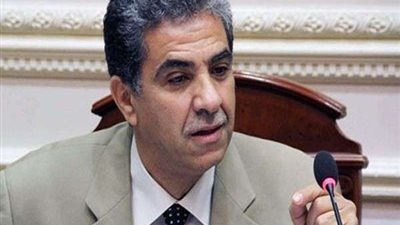 وزير البيئة السابق: مصر ستعلن عن تعافيها من البطالة بعد 5 سنوات