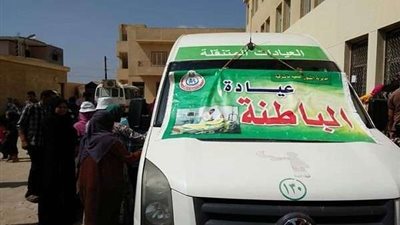 الكشف على 2068 مريض في قافلة طيبة بالشرقية