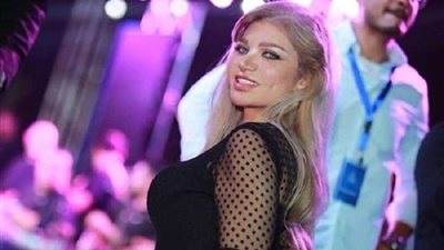 بالصور.. ياسمين الخطيب تثير الجدل بالقفطان المغربي