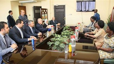 رئيسة البرلمان الأوغندي تستعرض الخبرات المصرية في إدارة المياه