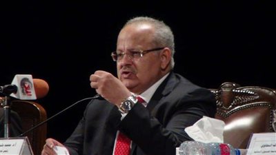 رئيس جامعة القاهرة: التفكير المتجدد سيمنح القدرة على التصدي لتشويه الهوية