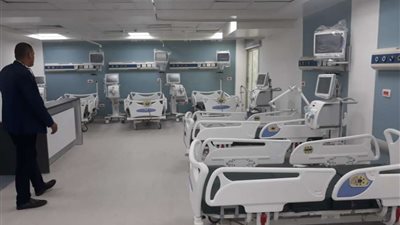 وزيرة الصحة تتفقد مستشفى الحياة ببور فؤاد بصحبة محافظ بورسعيد