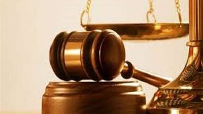 نيابة عابدين تعاين موقع حريق شقة أسفر عن مقتل أسرة