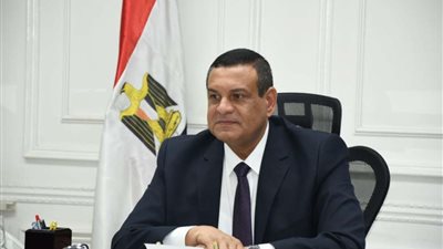 محافظ البحيرة : استمرار أعمال صيانة ورصف الطرق وأعمال الإنارة بالمحافظة