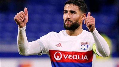 تقارير: نابولي يبحث التعاقد مع نبيل فقير بعد تضاؤل فرص ضم رودريجيز