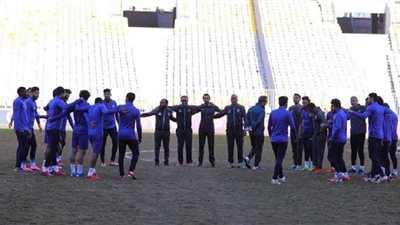 الأهلي يدرس المقاولون العرب بالفيديو