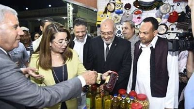 خلال زيارتها لمرسى مطروح..