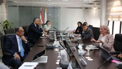 وزيرا البيئة والتنمية المحلية يناقشان منظومة النظافة الجديدة