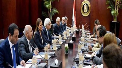 كامل الوزير يدعو الشركات الفرنسية لزيادة التعاون في تطوير مترو الأنفاق