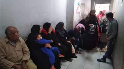 طبيب يعتدي على موظف بالضرب داخل عيادته في إمبابة