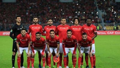 أزارو يقود هجوم الأهلي أمام المقاولون بالدوري