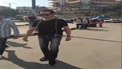 أحمد حلمي وهالة صدقي  بجنازة والدة يسرا (صور)