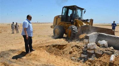 محافظ المنيا: إزالة 432 حالة تعد لاسترداد أراضي الدولة