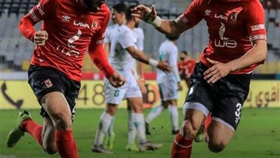 مباراة الحسم.. علي معلول يتقدم للأهلي أمام المقاولون